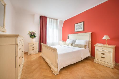 Hotel Suite Home Prague - main image
