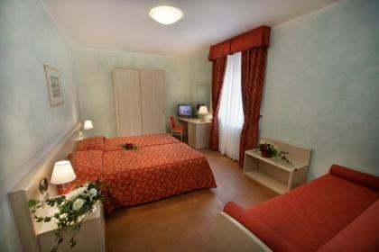 Hotel Caesar Prague - image 19