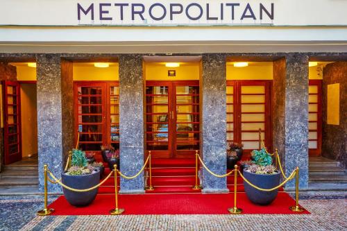 Metropolitan Old Town Hotel - image 5
