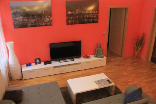 Prague Apartment Reznicka - image 4