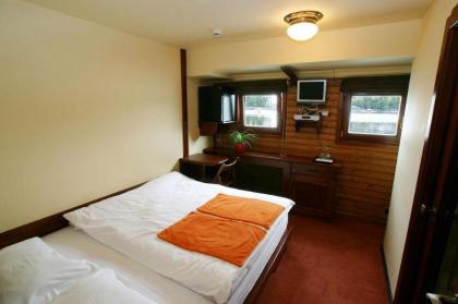Boat Hotel Matylda - image 4