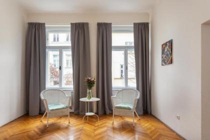 Welcoming Flat in Vinohrady by Prague Days - image 9