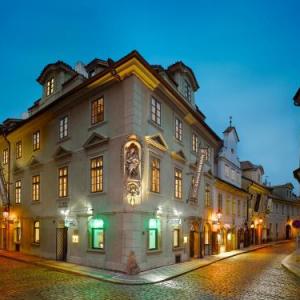 EA Residence U Bile kuu001aelky