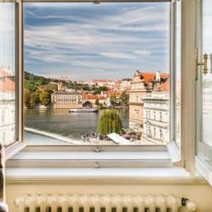 Charles Bridge Palace