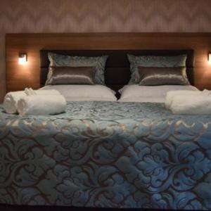 Hotel Prague Star