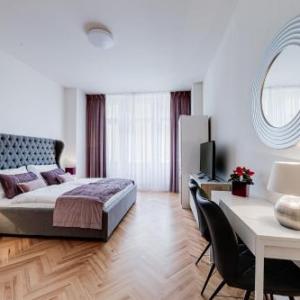 Gold Art Apartments