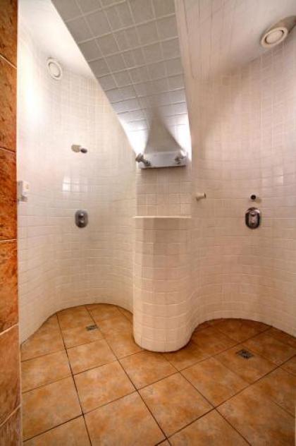 Theatrino Hotel - image 10