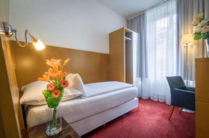 Theatrino Hotel - image 18