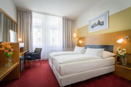 Theatrino Hotel - image 4