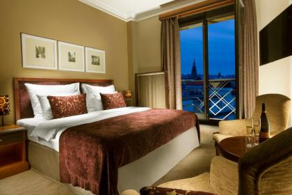 Jalta Boutique Hotel - image 11
