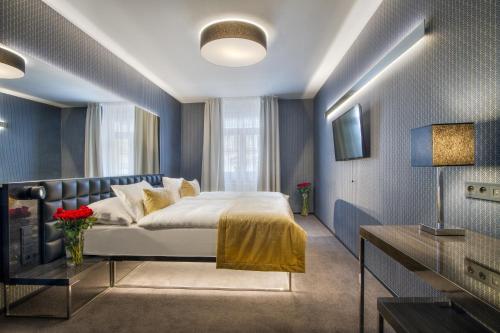 Hotel Mucha - main image