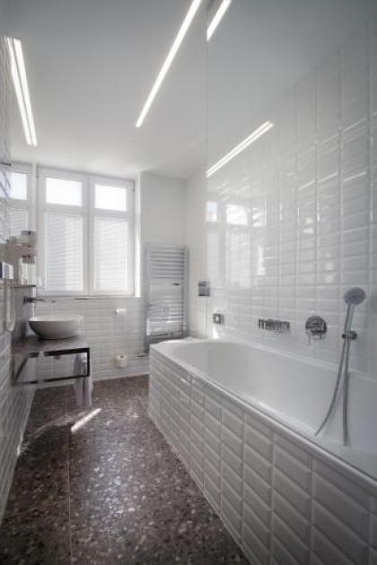 Hotel Mucha - image 2
