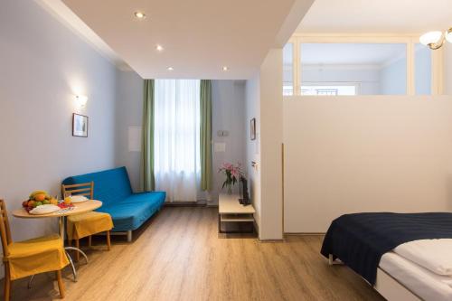 Duskova Apartments - image 2