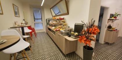Hotel Suite Home Prague - image 11