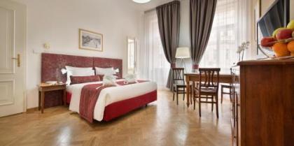 Hotel Suite Home Prague - image 18