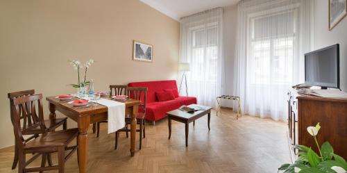 Hotel Suite Home Prague - image 6