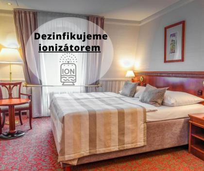 Adria Hotel Prague - image 1