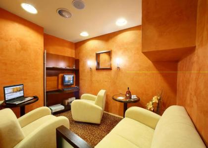 Adria Hotel Prague - image 15