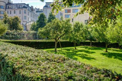 Adria Hotel Prague - image 2