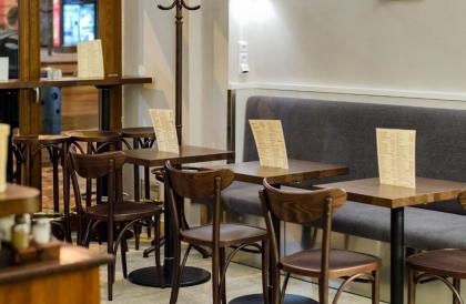 Adria Hotel Prague - image 4