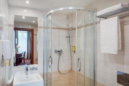 Adria Hotel Prague - image 6