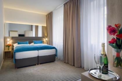 Hotel White Lion - image 15