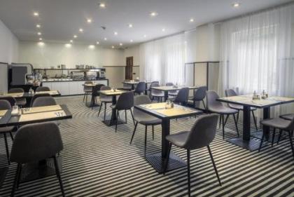 Hotel White Lion - image 7