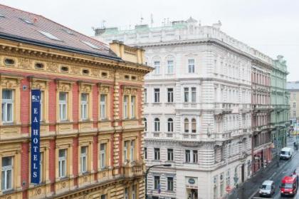 Bohemia Plaza Residence - image 10