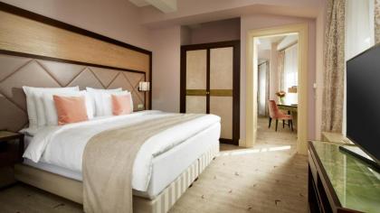 Aria Hotel Prague - image 11