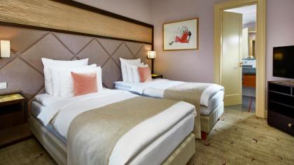 Aria Hotel Prague - image 12