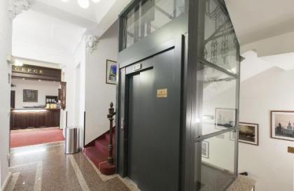 Hotel Atos - image 10