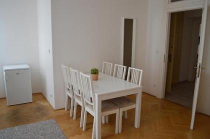 Old Town Apartments - image 10