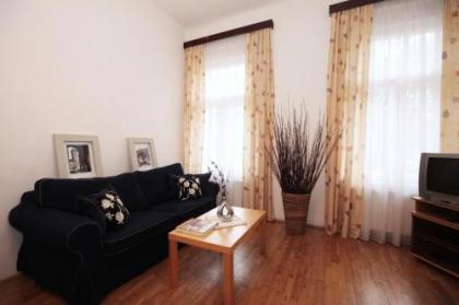 Old Town Apartments - image 4