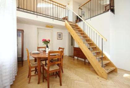 Old Town Apartments - image 5
