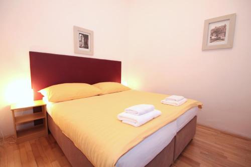 Old Town Apartments - image 6