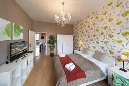 New Town - Apple Apartments - image 11