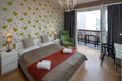 New Town - Apple Apartments - image 13