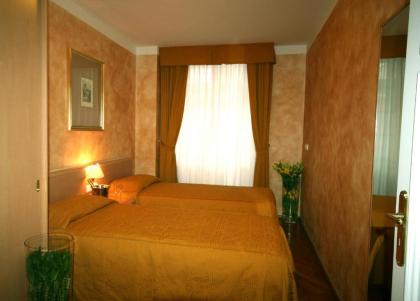 Hotel Roma Prague - image 15
