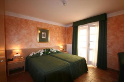 Hotel Roma Prague - image 3