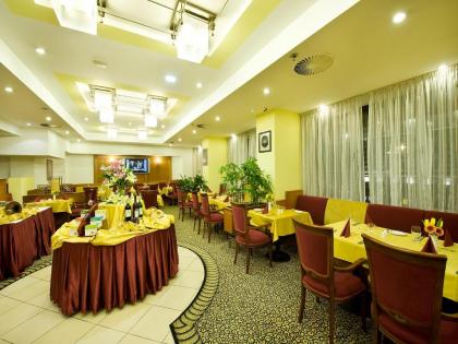 Ramada Prague City Centre - image 19