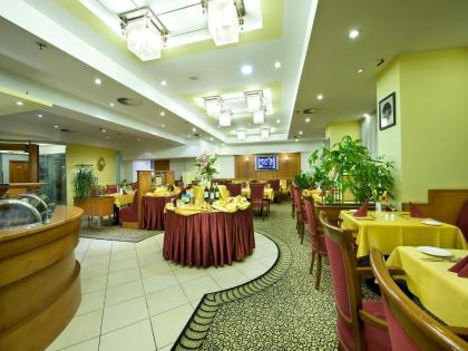 Ramada Prague City Centre - image 20
