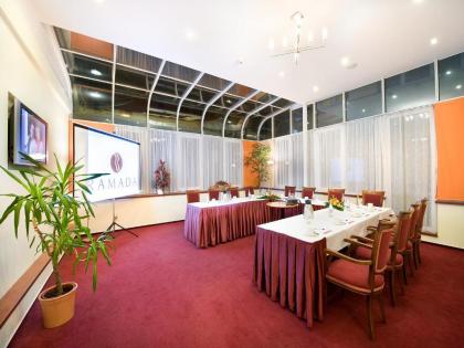 Ramada Prague City Centre - image 3