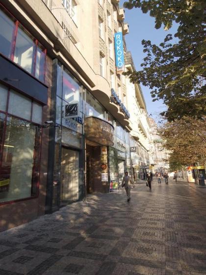 EA Hotel Rokoko - image 19