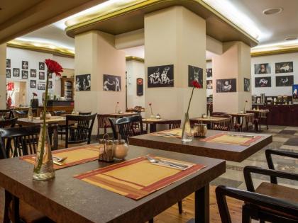 EA Hotel Rokoko - image 3