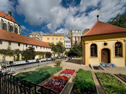 EA Hotel Julis - image 20