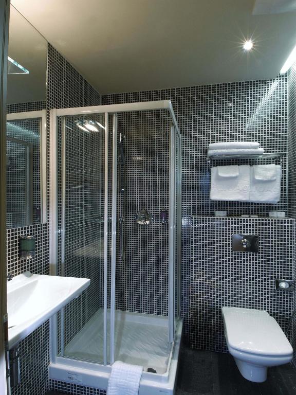 EA Hotel Crystal Palace - image 7