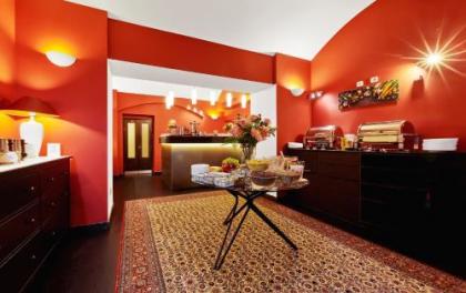 La Boutique - image 19