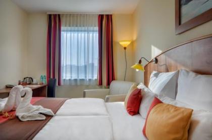 Best Western Amedia Praha - image 1