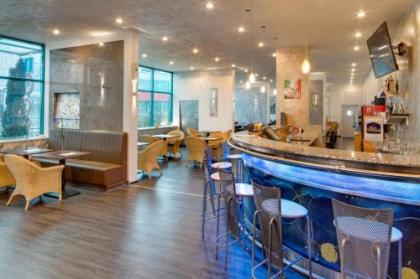 Best Western Amedia Praha - image 16