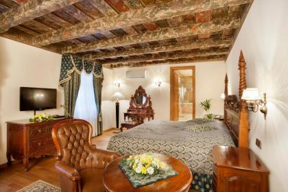 Hotel U Prince - image 1